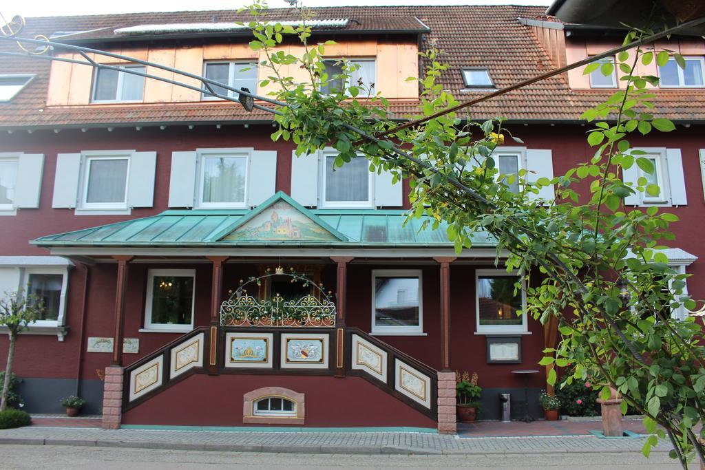 Parkhotel Krone Емендинген Екстериор снимка